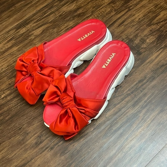 REVOLVE Shoes - Revolve VIVETTA Red satin Bow chunky Sandals 40 9